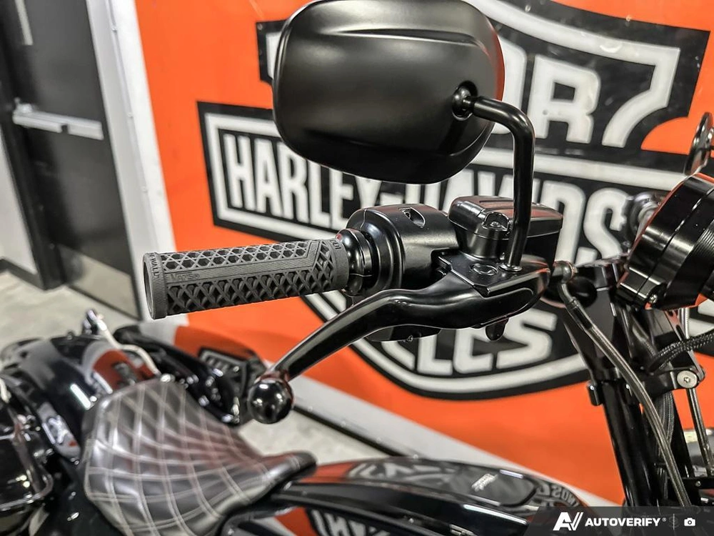 2023 Harley-davidson Road Glide St alt