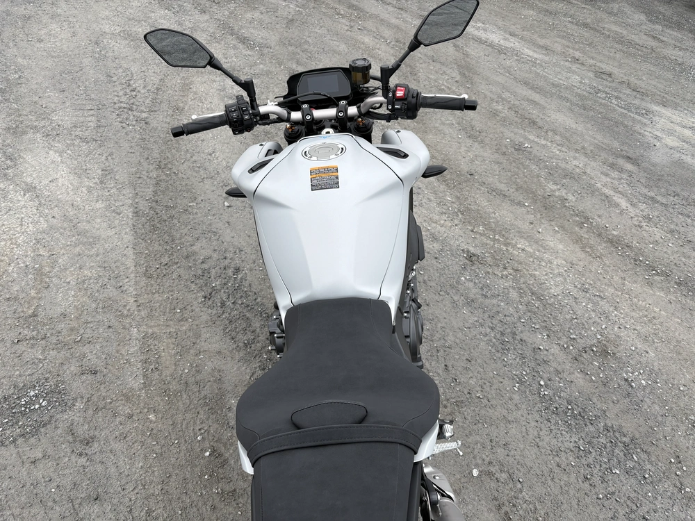 2026 Yamaha Mt-10 alt