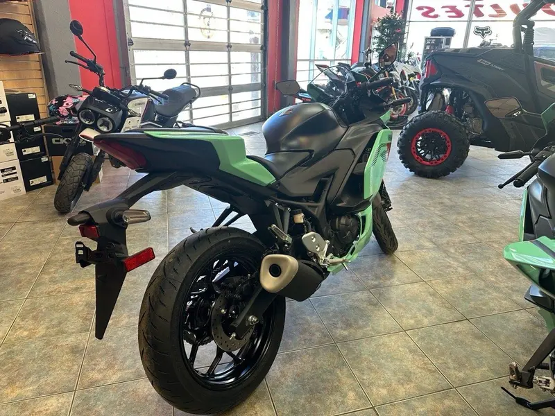 Yamaha YZF-R3 2026