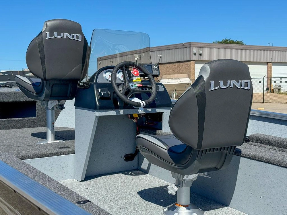 2025 Lund Boat Co 1600 Fury Ss alt