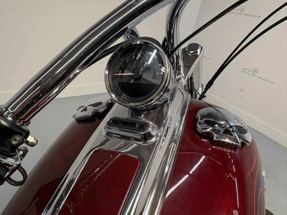 Harley-davidson Rocker C 2009 alt