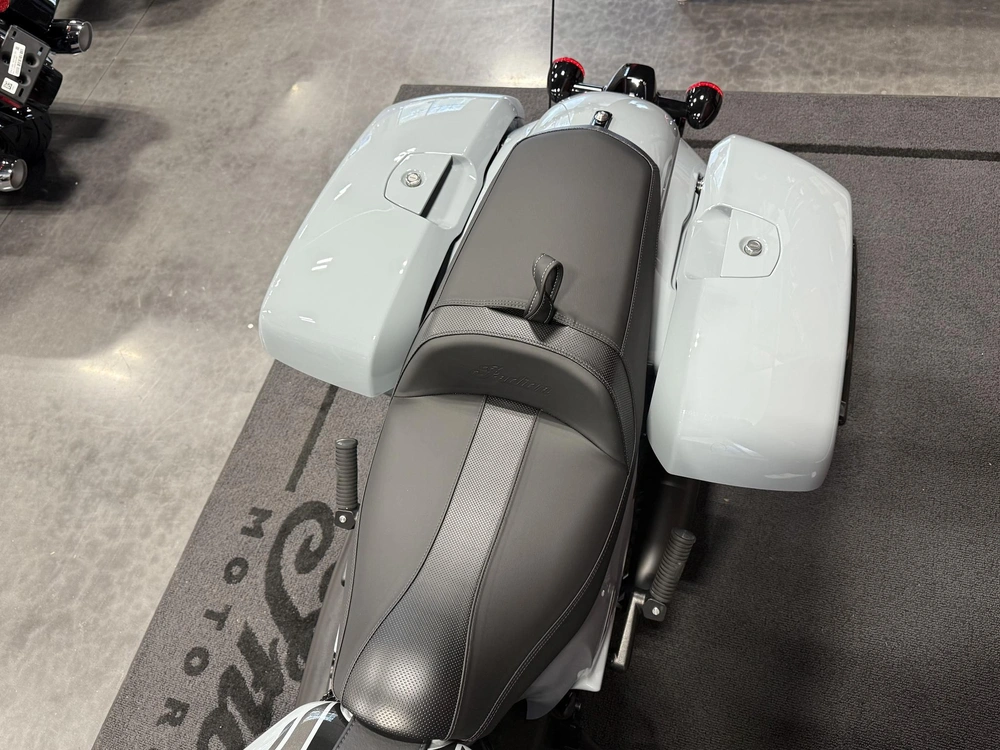 2025 Indian Motorcycle Chieftain Dark Horse, Storm Gray, 50s Dark Horse® alt