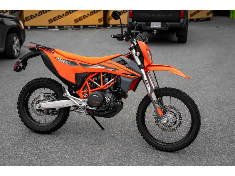 2024 KTM 690 Enduro R thumbnail 4