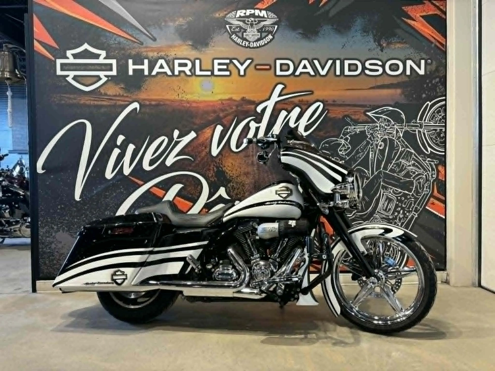 Harley-davidson Street Glide Flhx 2011 alt