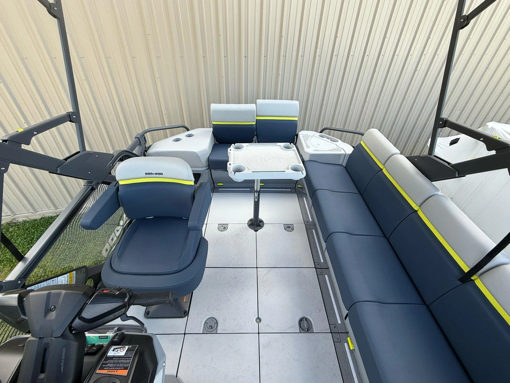 2025 Sea-doo Switch™ Cruise Limited 21 - 230 Hp alt