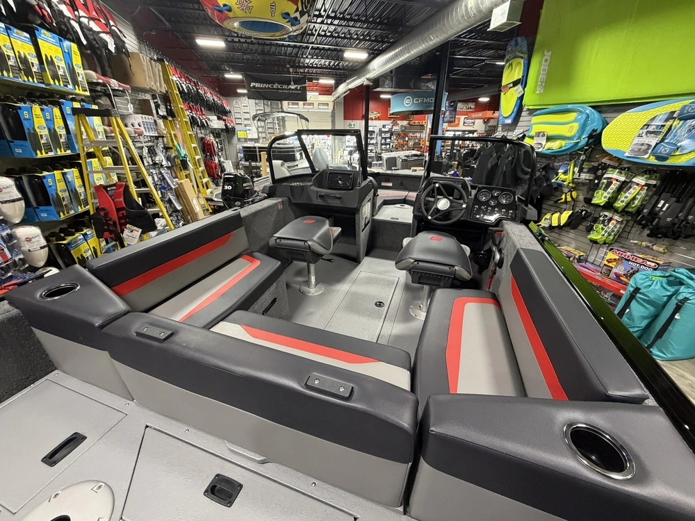 2026 Princecraft Sport 175 Black 115exlpt Pro Xs alt