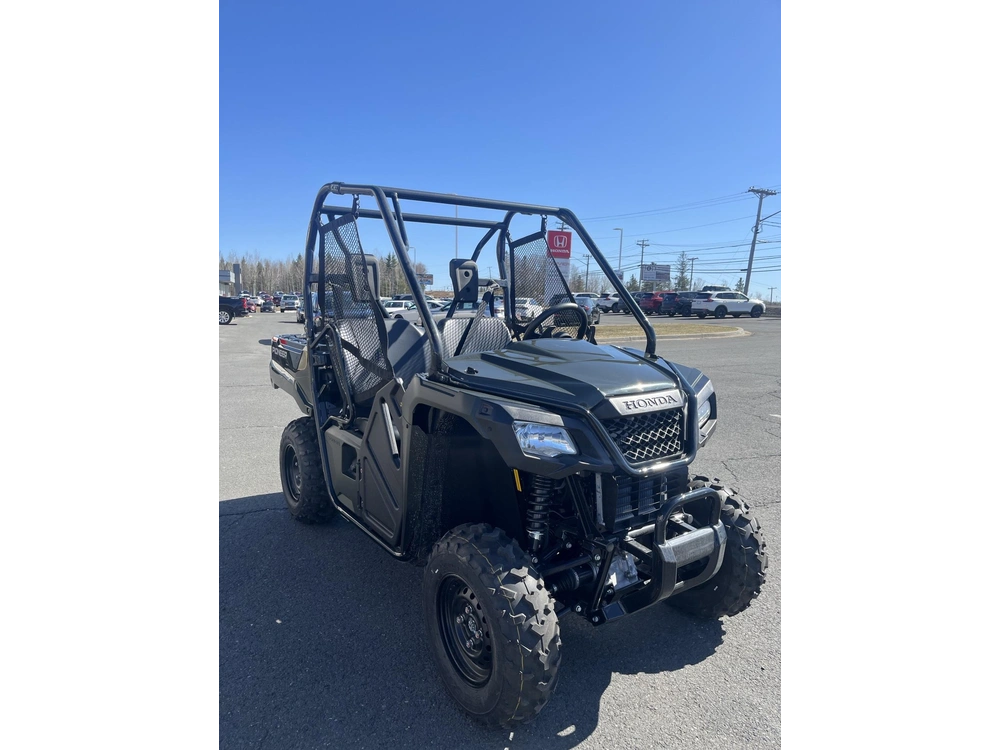 2026 Honda Pioneer 520 alt