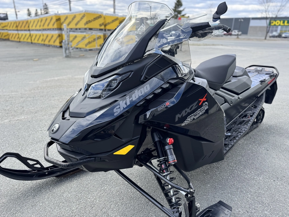 Ski-doo Mxz X 600r 137'' 2026 alt