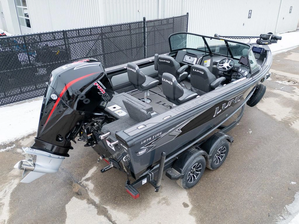 2026 Lund Boat Co 1875 Tyee Sport alt