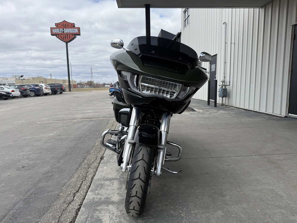 2026 Harley-davidson Road Glide alt