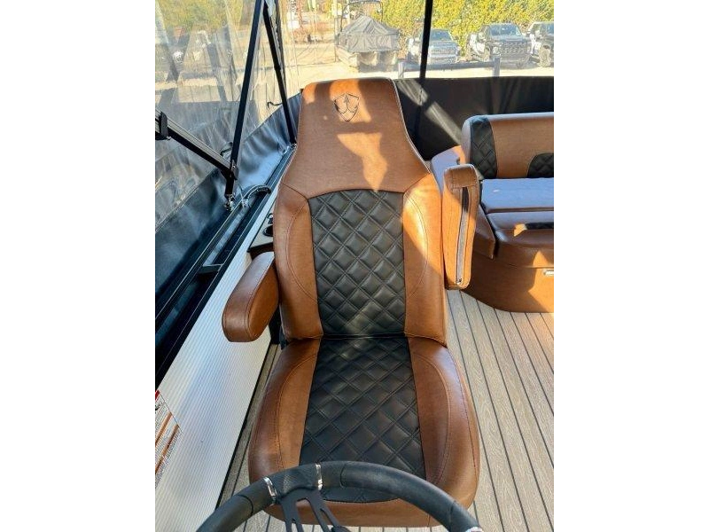 2026 Armada Drakkar 23 Swing Back alt