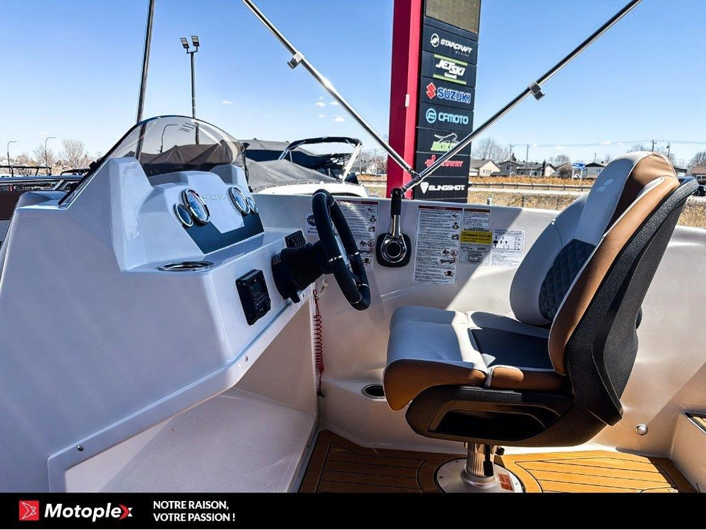 Starcraft Svx 171 Ob 90hp Deck Boat Bateau Ponté 2026 alt