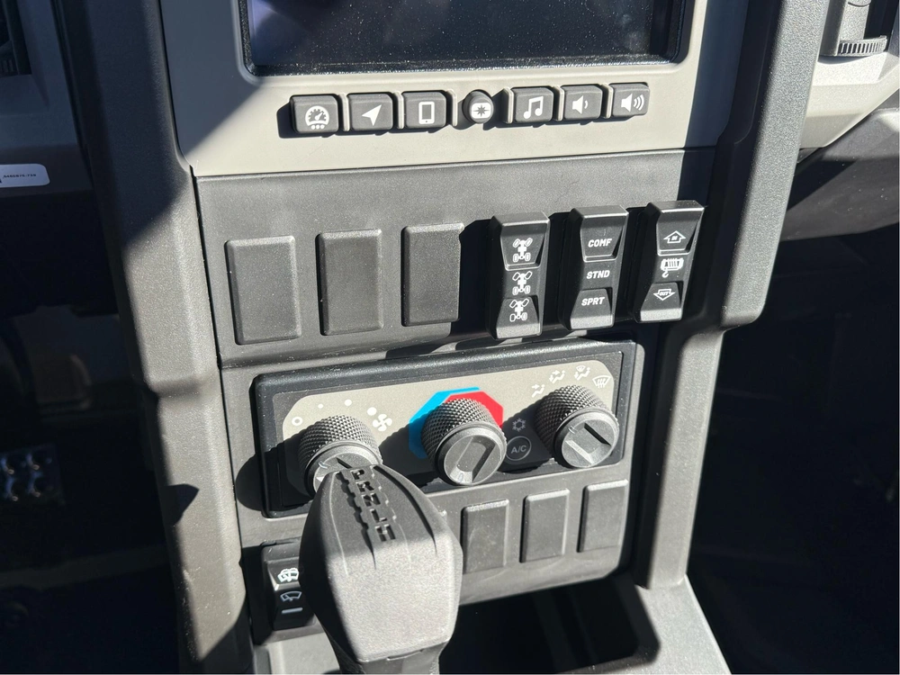 2026 Polaris Polaris Xp Xp Ns - Matte Super Graphite Northstar alt