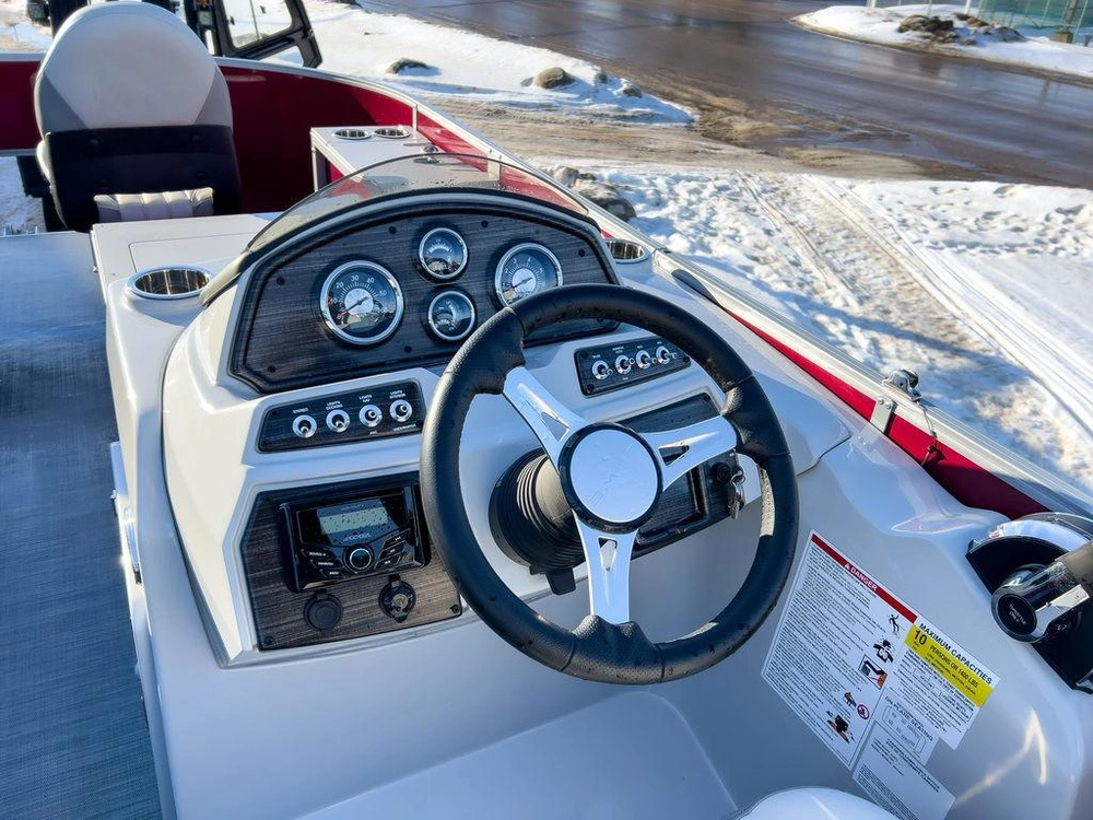 2024 Lowe Boats Sf212 Walk Thru alt