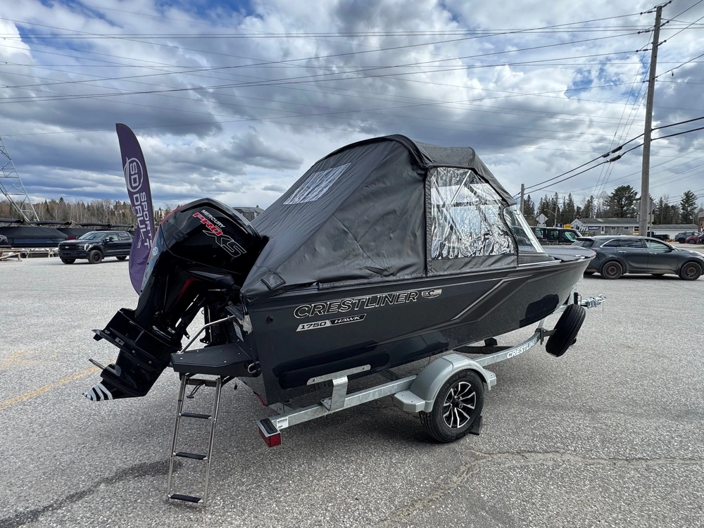 Crestliner 1750 Hawk Wt Jumpseat 2026 alt