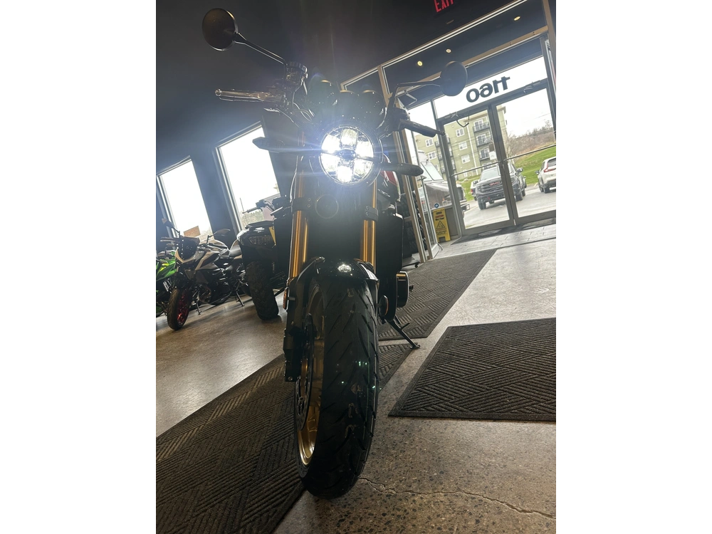 2026 Kawasaki Z900rs Se Abs alt