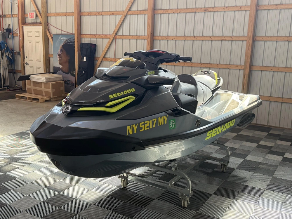 2024 Sea-doo Rxt®-x® 325 + Tech Package alt