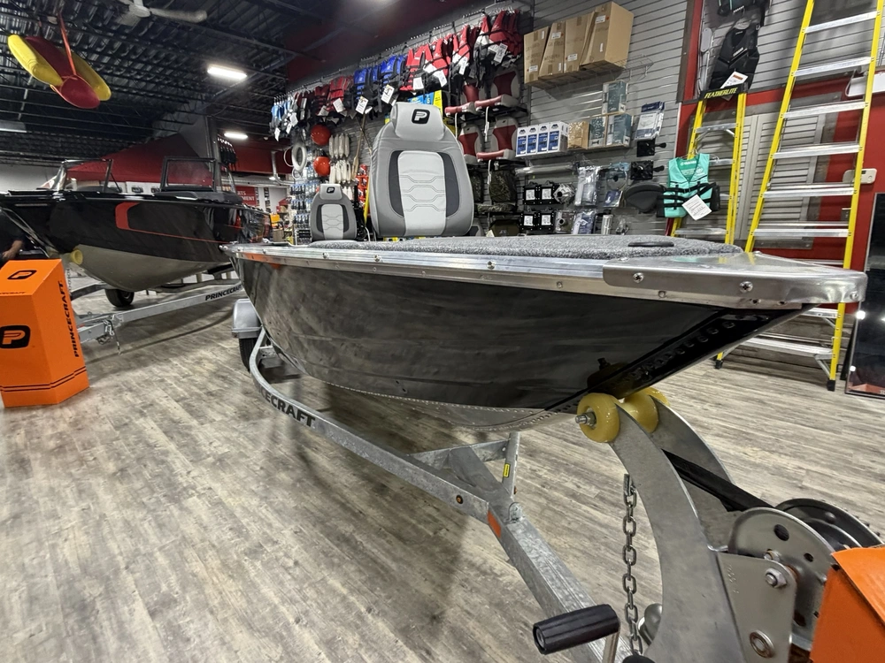 2026 Princecraft Resorter 160 Bt 30elhpt alt