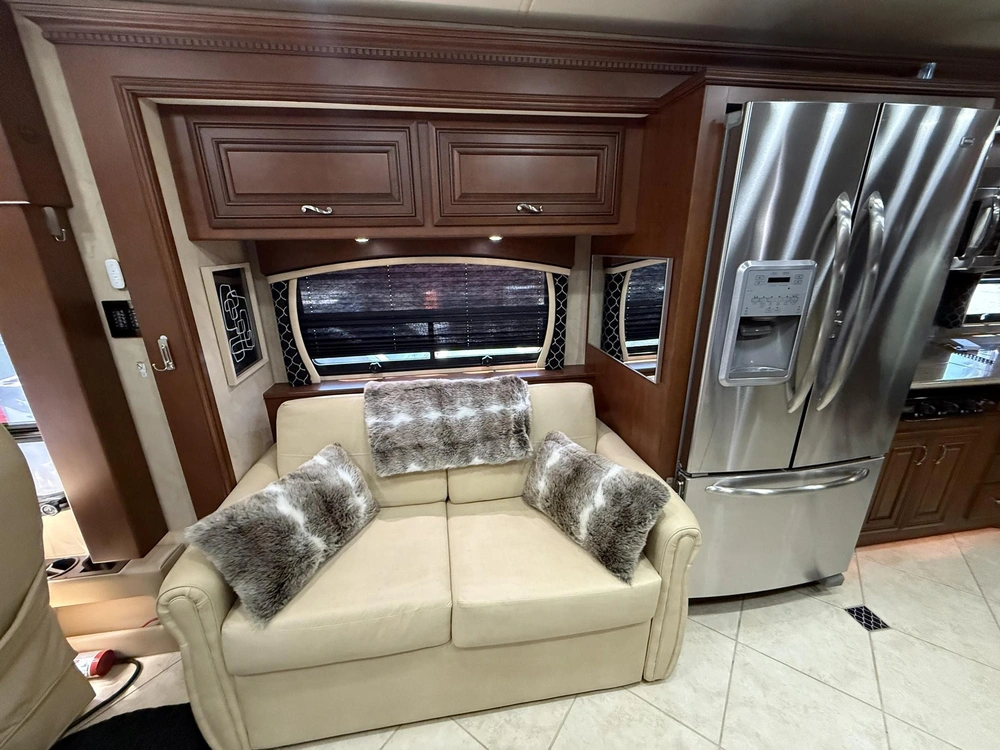 Entegra Coach Aspire 42rbq 2011 alt