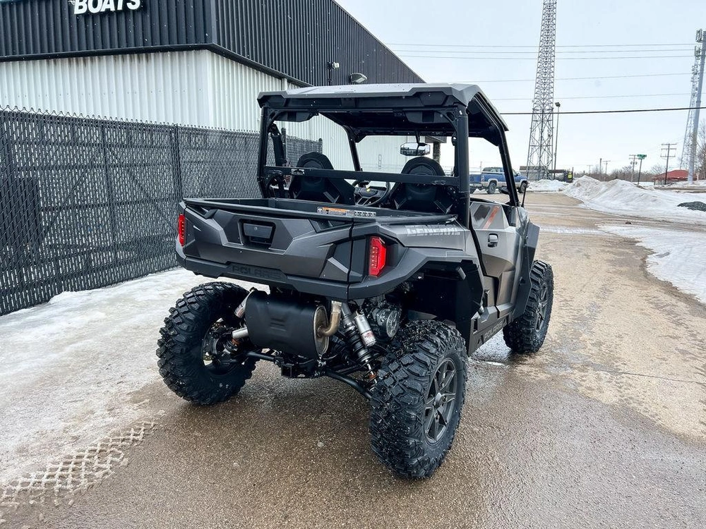 2026 Polaris General Xp 1000 Ultimate alt