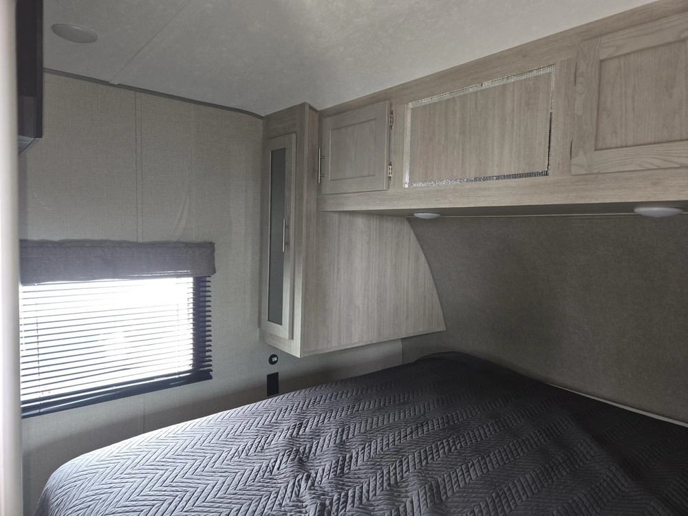 Coachmen Catalina 243rbs 2022 alt