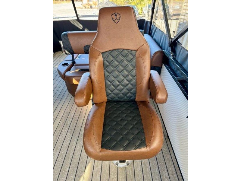 2026 Armada Drakkar 23 Swing Back alt