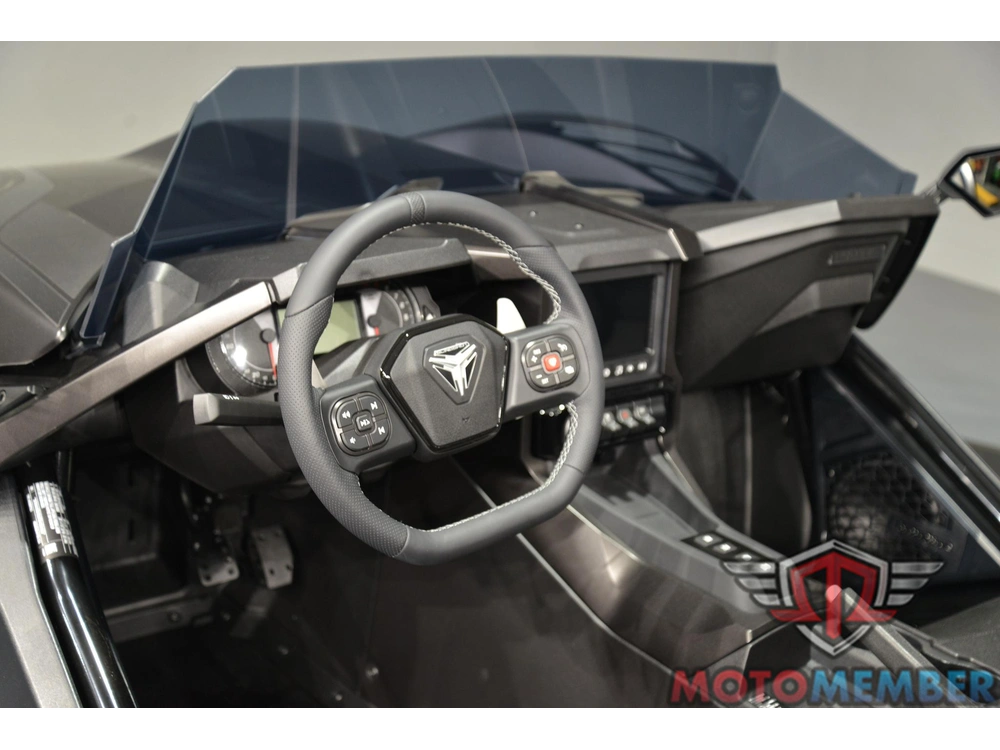 2026 Slingshot R Autodrive alt