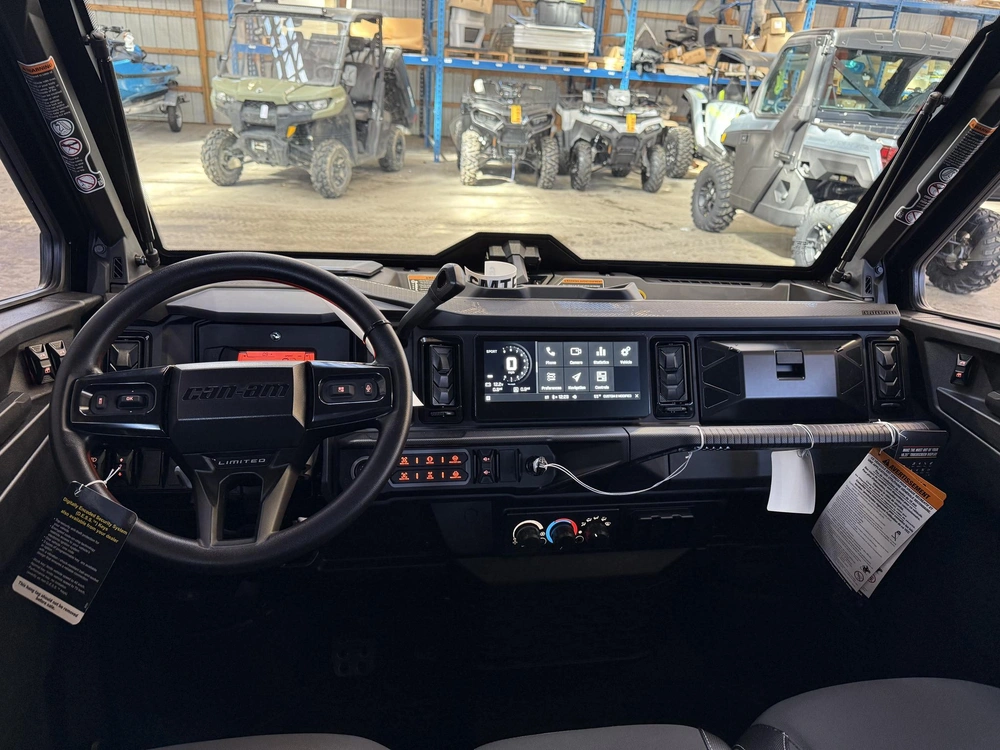 2026 Can-am Ssv Def Max Ltd 65 Hd11 Wh Hb 26 Limited Hd11 alt