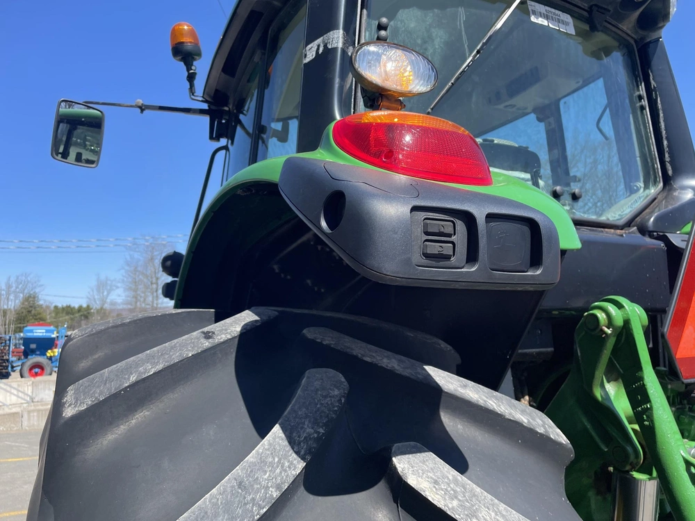 2020 John Deere 6175m alt