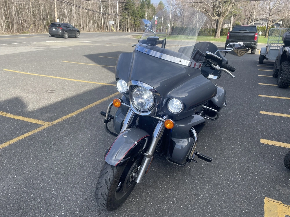 Kawasaki Vn1700 Voyageur 2023 alt