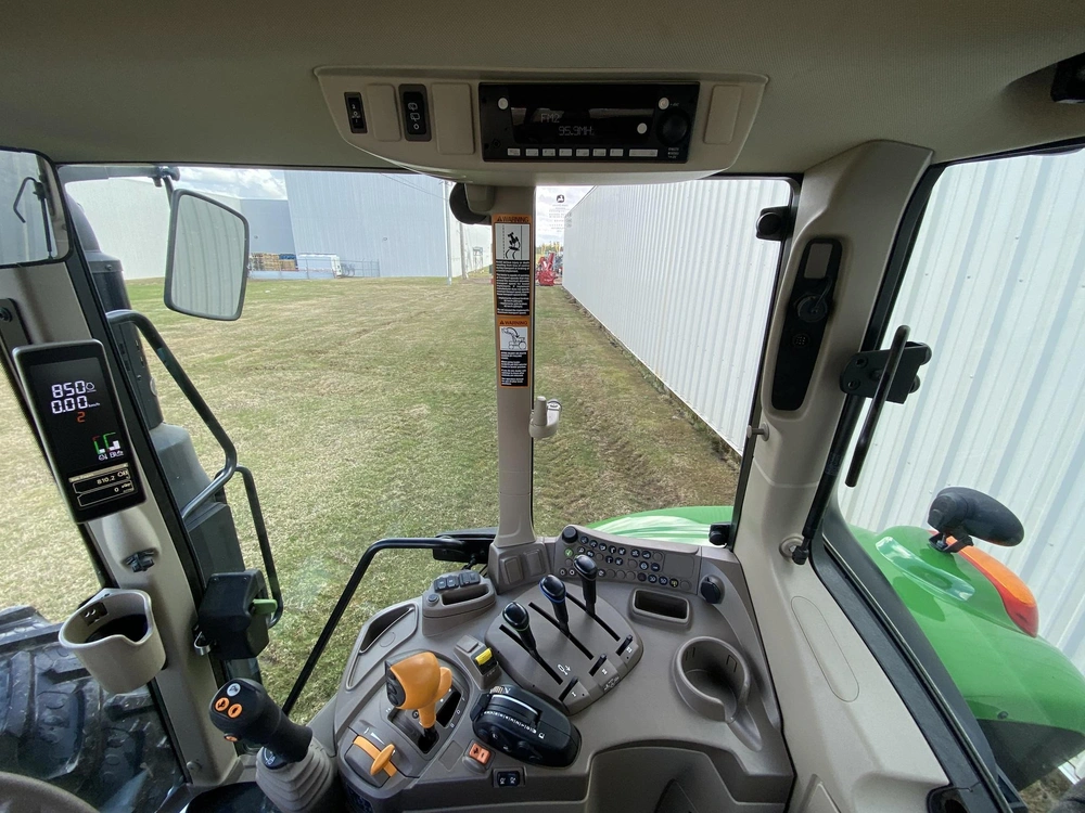 John Deere 6120m 2023 alt