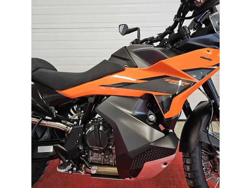 2026 KTM 790 ADVENTURE thumbnail 7