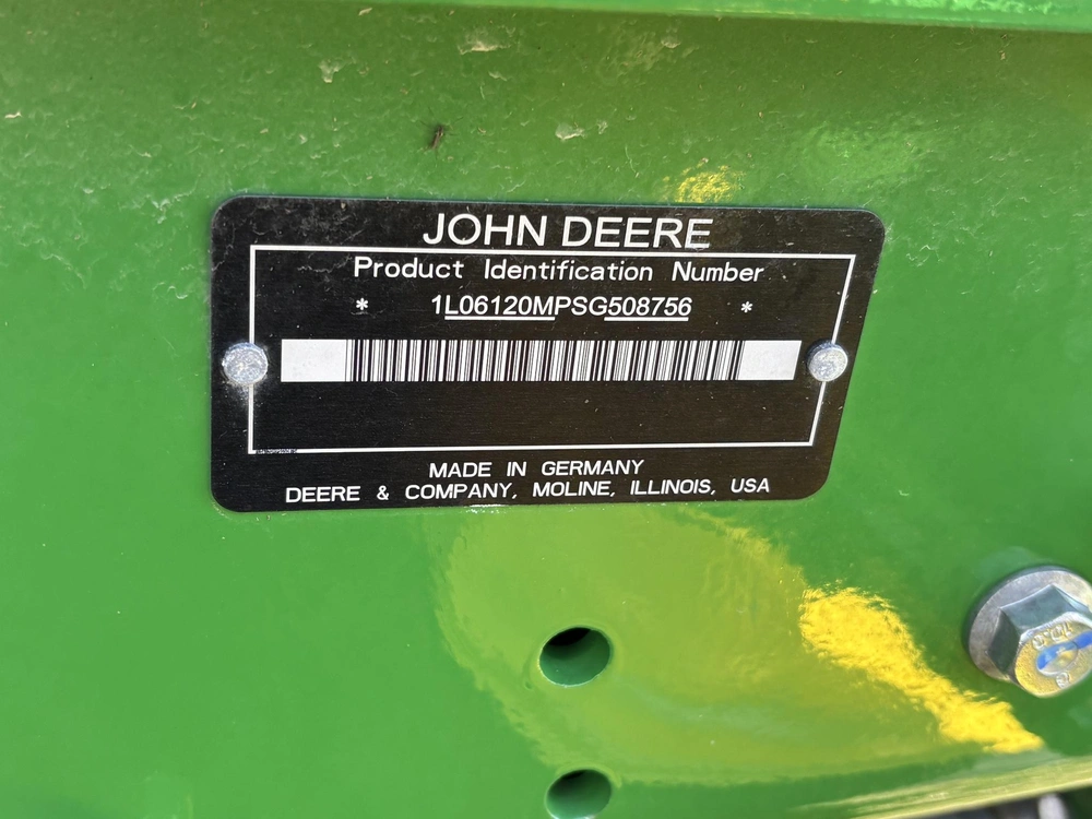 John Deere 6120m 2025 alt
