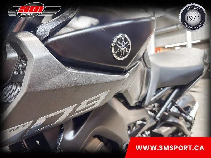 2018 Yamaha MT-09 thumbnail 9