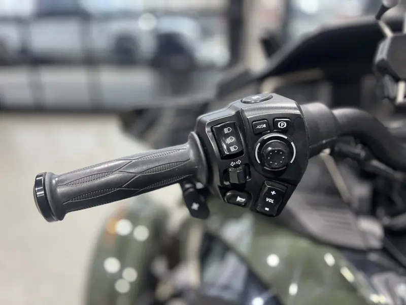 Can-Am SPYDER RT SEA-TO-SKY SE6 **BAS KILOMÉTRAGE!!** 2023