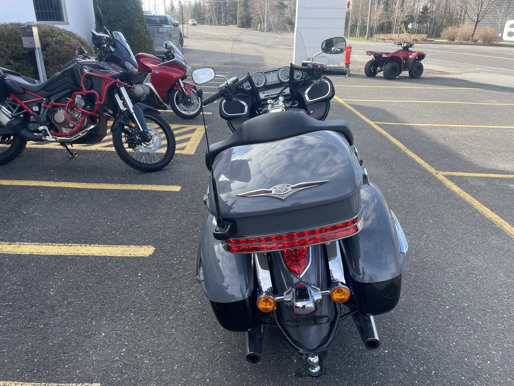 Kawasaki Vn1700 Voyageur 2023 alt
