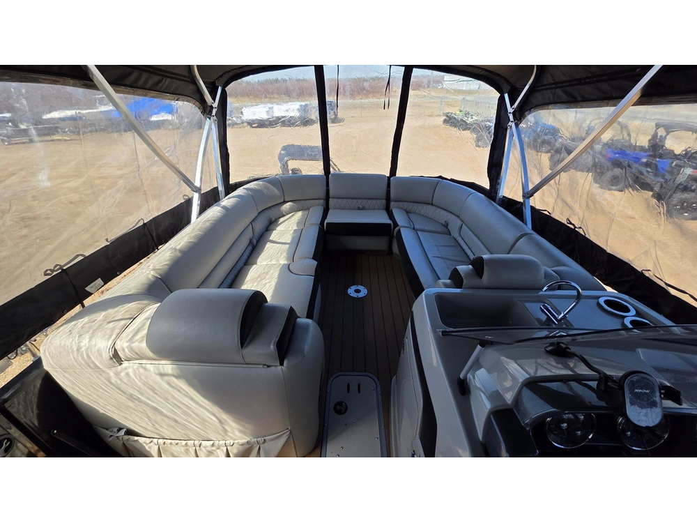 2018 Princecraft Vogue 25 Xt alt