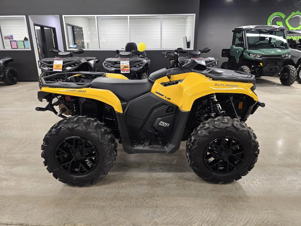 2024 Brp Outlander Xt 700 alt