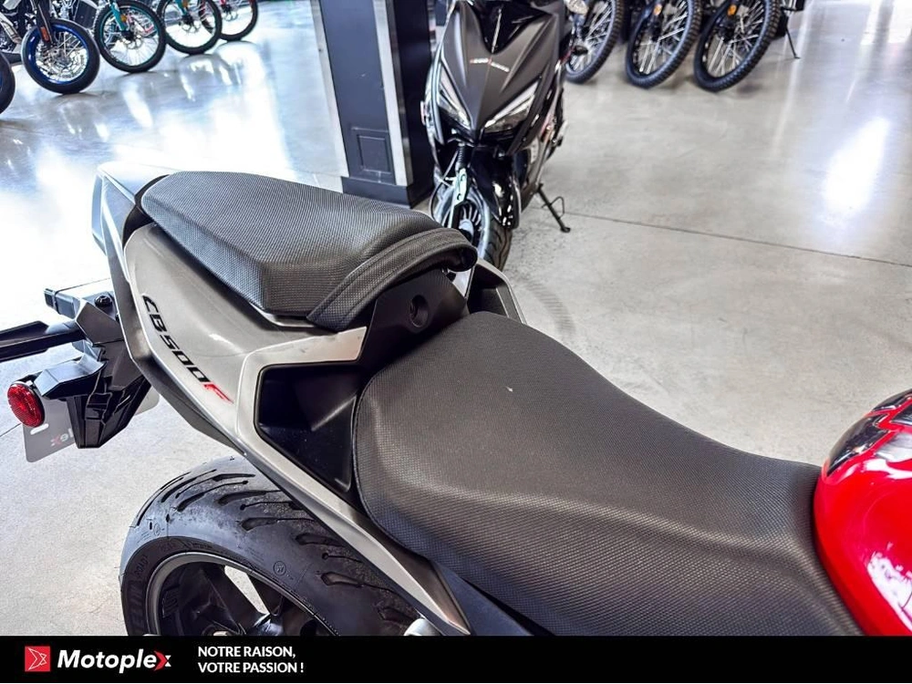 2020 Honda Cb500f alt