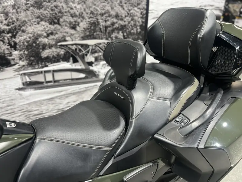 Can-Am SPYDER RT SEA-TO-SKY SE6 **BAS KILOMÉTRAGE!!** 2023