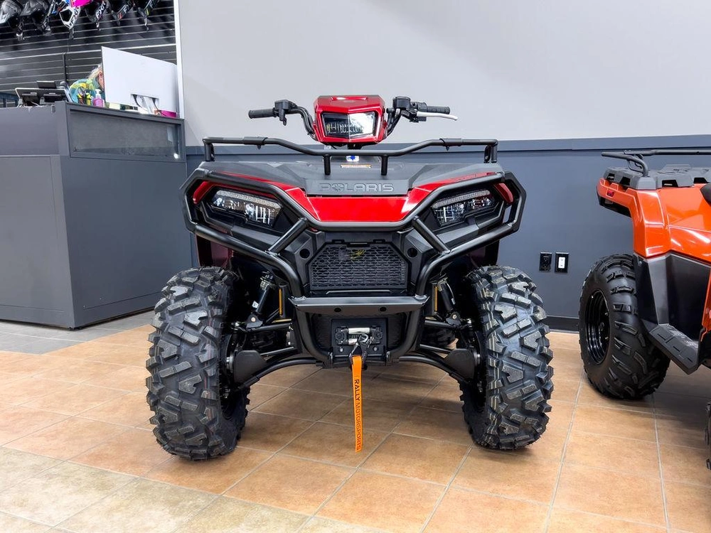 2026 Polaris Sportsman 570 Trail - Sunset Red alt