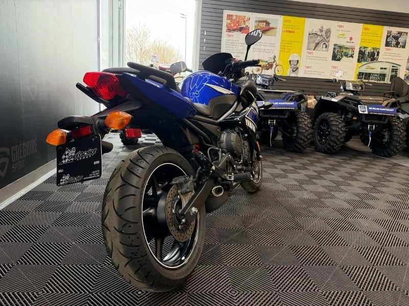 Yamaha Fz6r 2013 alt