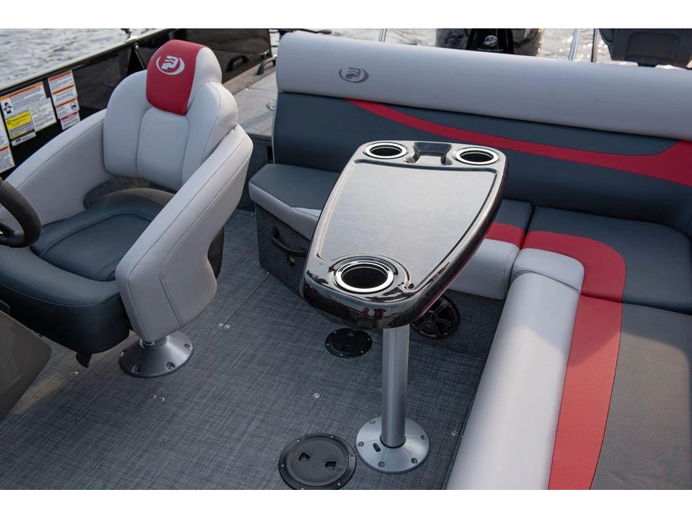 2026 Princecraft Ventura 224 alt