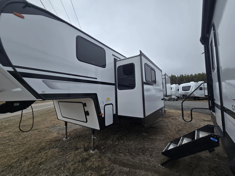 Coachmen Chaparral 218se 2026 alt