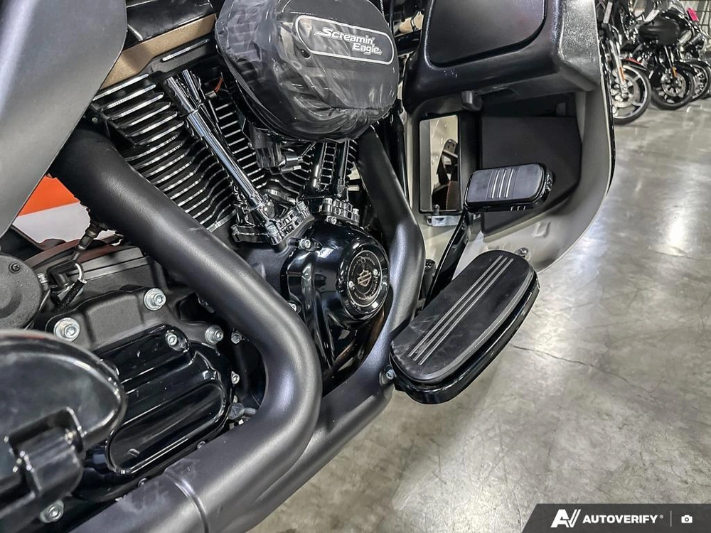 2023 Harley-davidson Flhxst alt