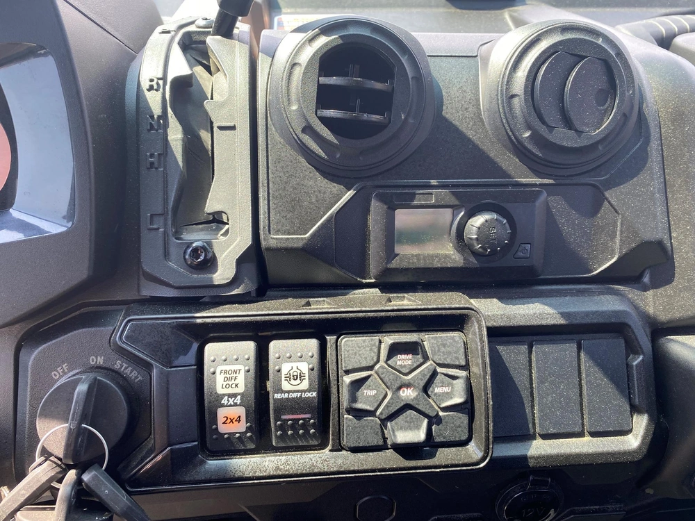 2025 Can-am Defender Max Limited Hd10 alt