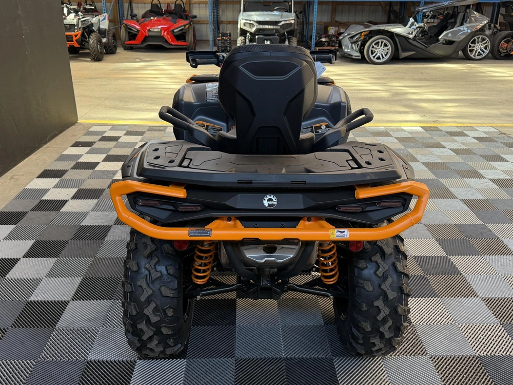 2026 Can-am 2026 Can-am Outlander Max Xt-p 1000r Mineral Grey & Orange Crush alt