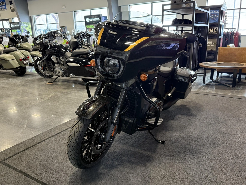 2026 Indian Motorcycle Chieftain Pp Dh 112, Blk/blk Crystal, 49st Dark Horse® With Powerband Audio Package alt