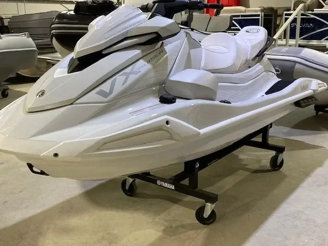 2025 Yamaha VX Cruiser thumbnail 4