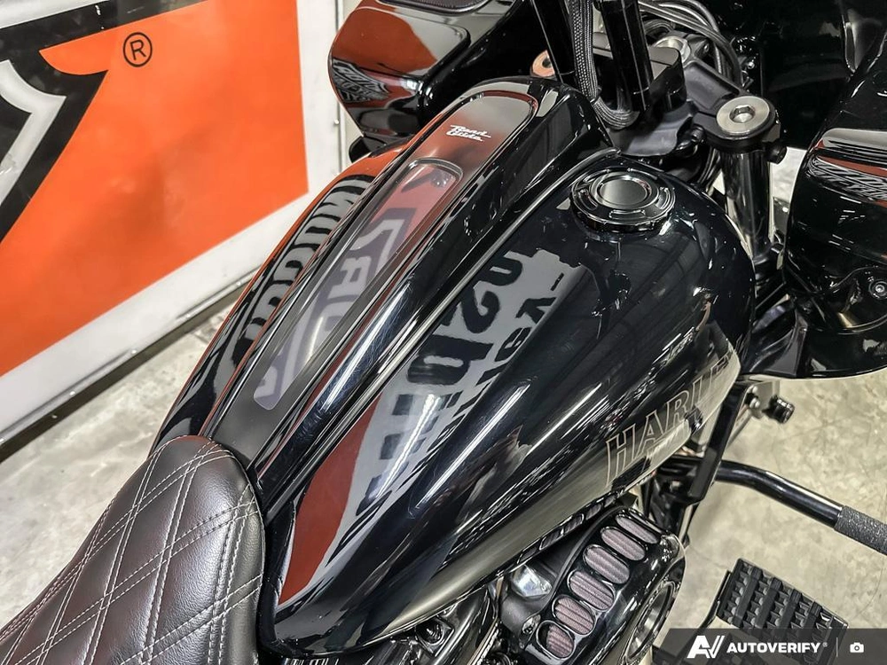 2023 Harley-davidson Road Glide St alt